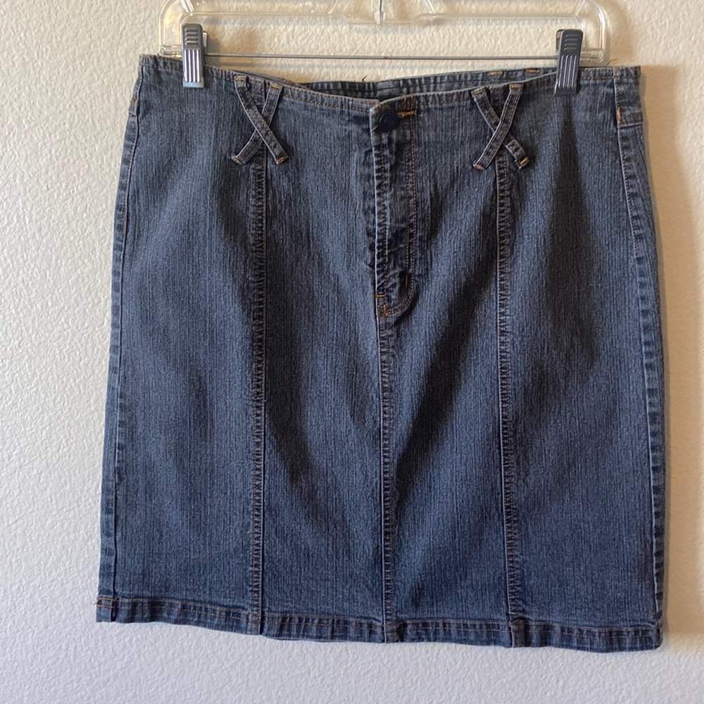 No Boundaries  Stretch Gray Denim Skirt